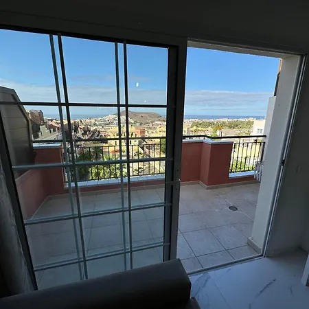 Апартаменти 255 Charming Attic Cristianos Amazing View Плайя-де-лас-Амерікас