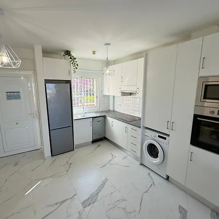 Апартаменти 255 Charming Attic Cristianos Amazing View