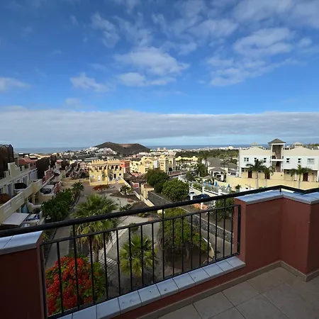 255 Charming Attic Cristianos Amazing View Апартаменти *